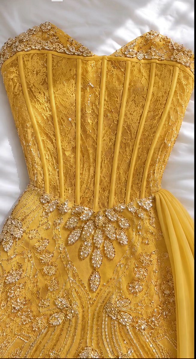 7_n0r's tweet photo. الفستان من شي ان يجنن ياخذ العقل 🤯💛💛💛

رقمه : 7R44W32 https://t.co/7xDRsjIRd5