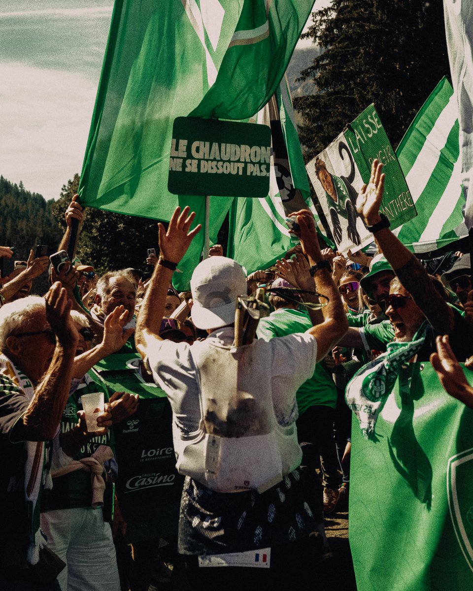 ASSEofficiel's tweet photo. 👏 En attendant de retrouver son Chaudron, Baptiste Chassagne a fait briller nos couleurs à l'UTMB ! 🥈

Bravo champion, et merci d'être un si bel ambassadeur du Peuple Vert ! 💚 https://t.co/GOTeU9KEib