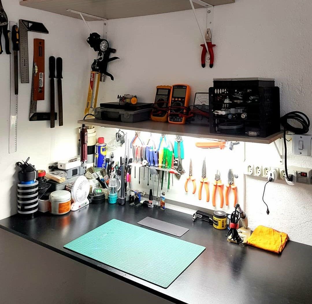 oprydai's tweet photo. if you are in software, build a hardware bench at home and pivot. https://t.co/JCSAWVKQeh