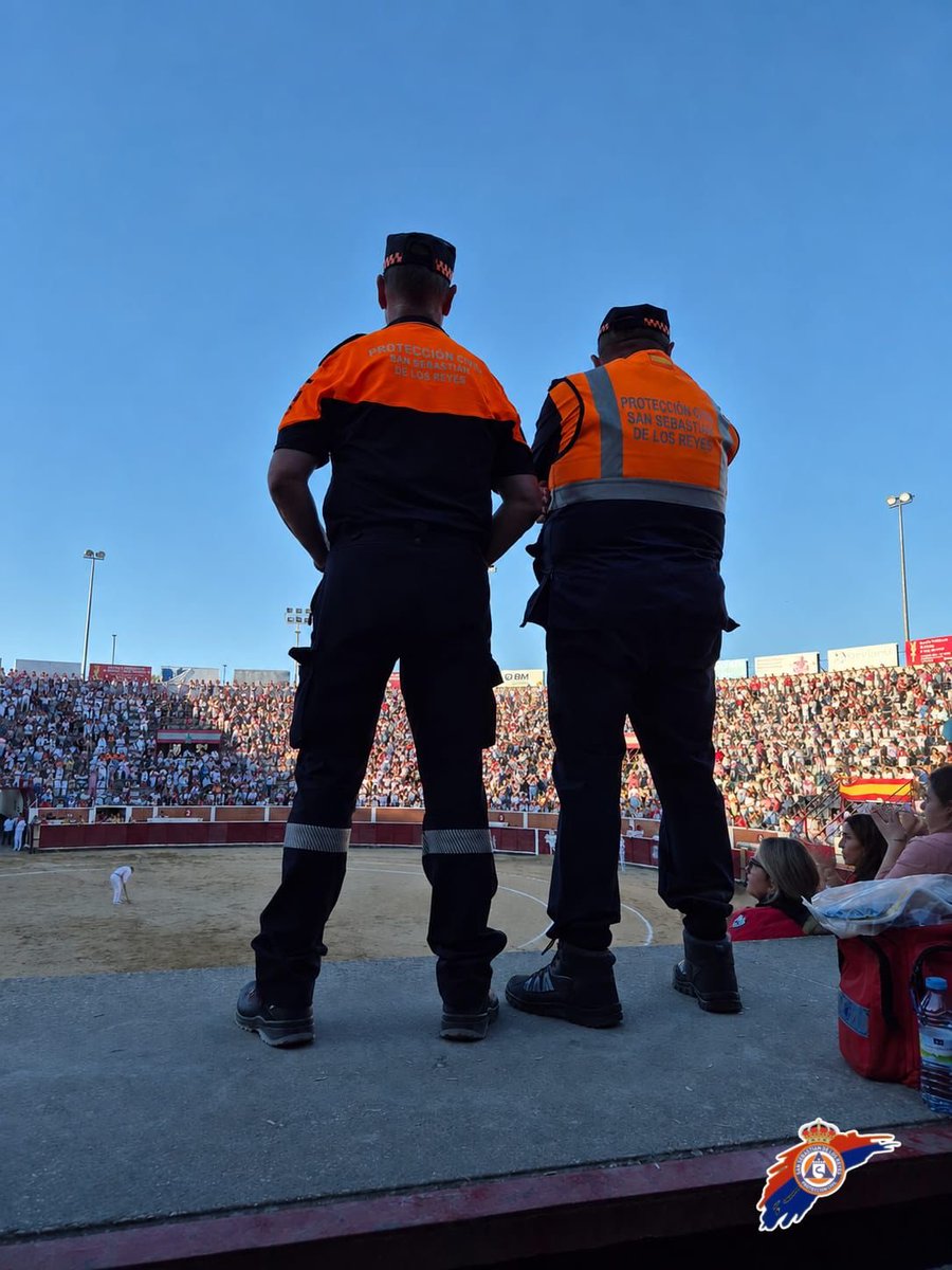 ProteSanse's tweet photo. 🐂 Esta tarde seguimos con el operativo de Fiestas Sanse 2026. Estamos cubriendo la corrida de toros en la plaza, pendientes de cualquier asistencia que pueda surgir.

📞 Ante cualquier emergencia, llama al 112.

#ProteSanse #FiestasSanse2026 https://t.co/0OyYMKjGKI