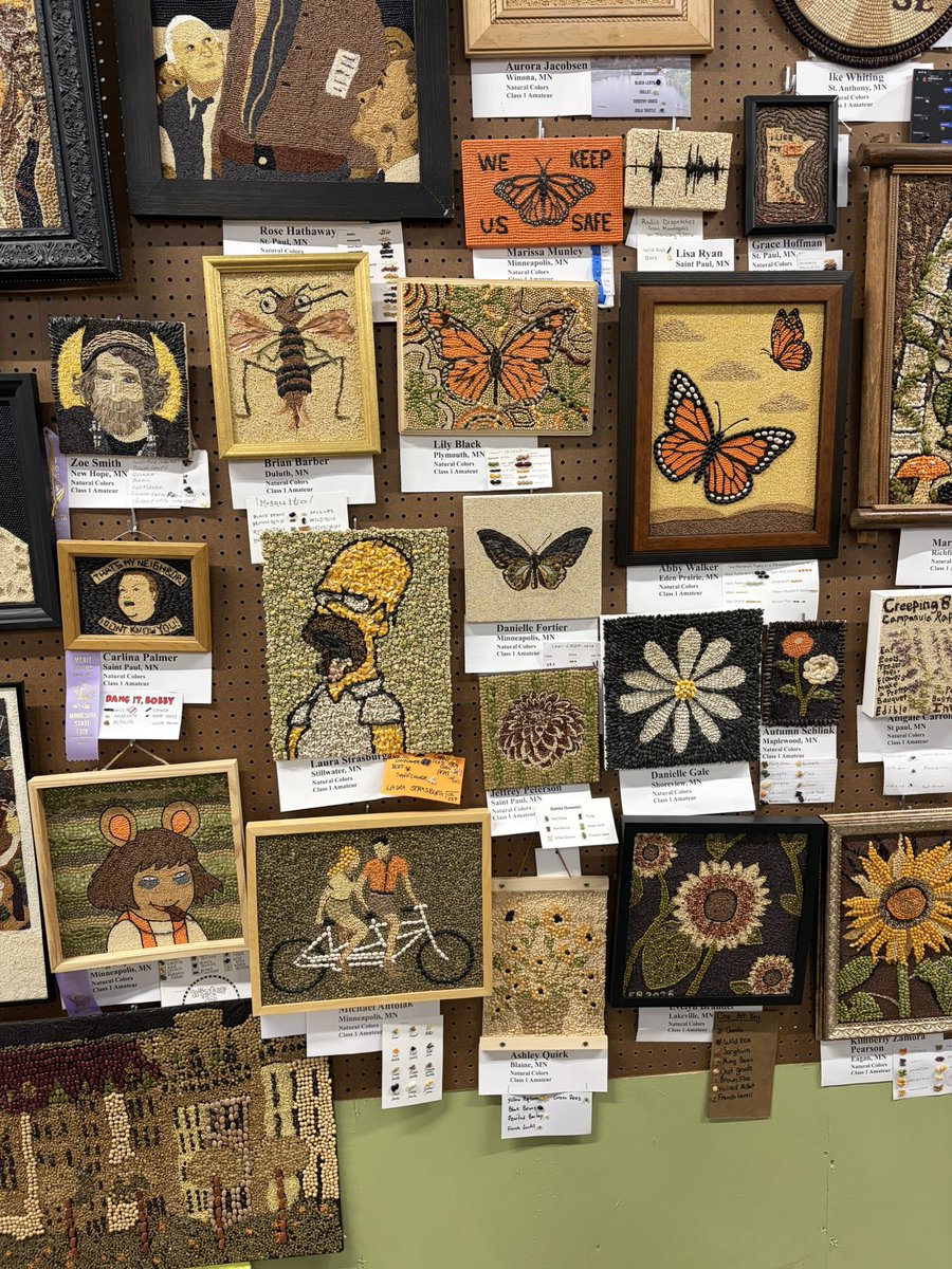 AuntieChelM's tweet photo. Minnesota resistance in crop art ✊🏾🤭💜 https://t.co/eoJyVQV6Q1