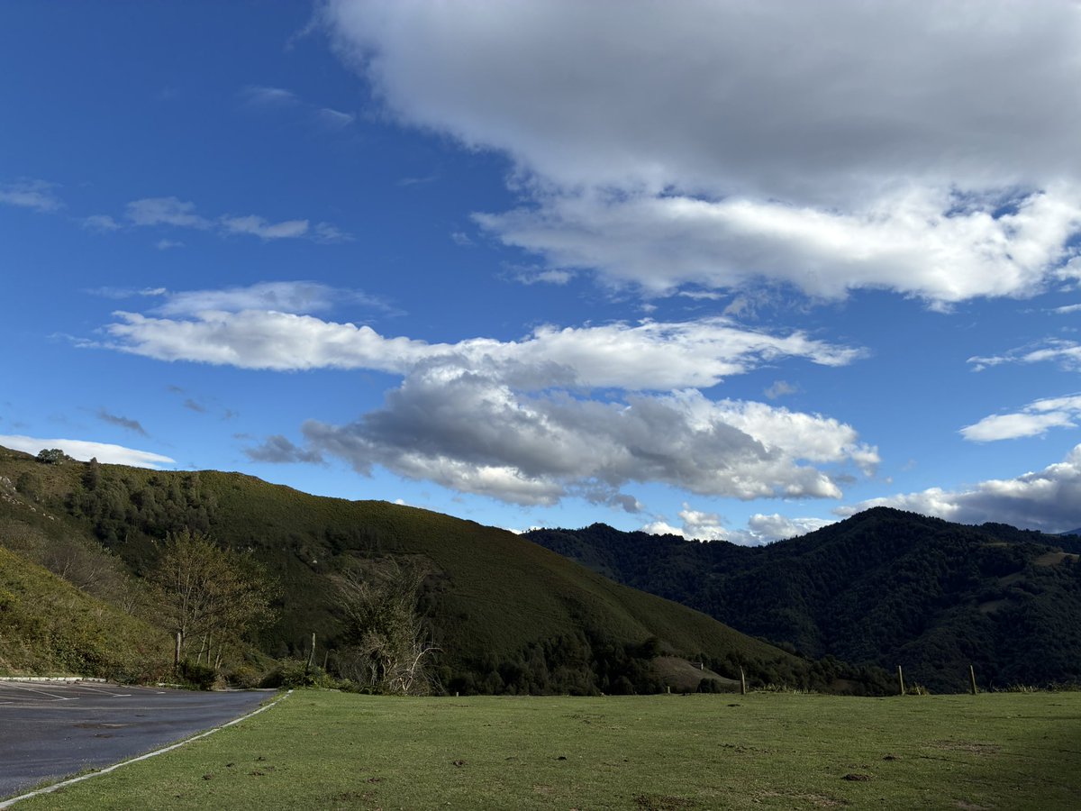 0xQuantic's tweet photo. Talking with an old man who lives in the mountains today, he said something about modern life that really stuck with me:

Most of what feels urgent in your life is only urgent because you never get far enough away from it. https://t.co/Rk9caQKZs9
