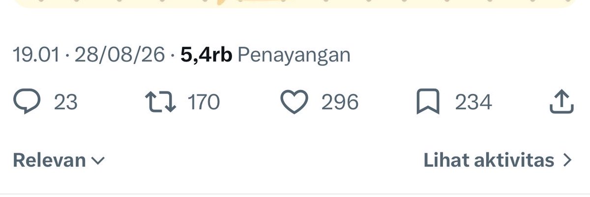Nadoppaku's tweet photo. Buset udah hampir 300 like aja gue liat/, tenang dulu ga sih 😭😭 https://t.co/D48hT1MMve