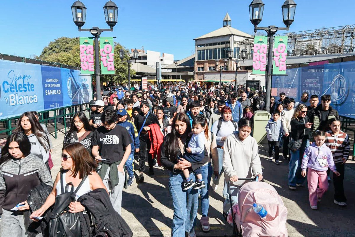 AtsaBsAs's tweet photo. Lxs compañerxs ya están disfrutando del segundo turno de hoy de nuestro festejo por el #DíaDelNiñoConSanidad en el Parque de la Costa https://t.co/RpIlmC2xb5