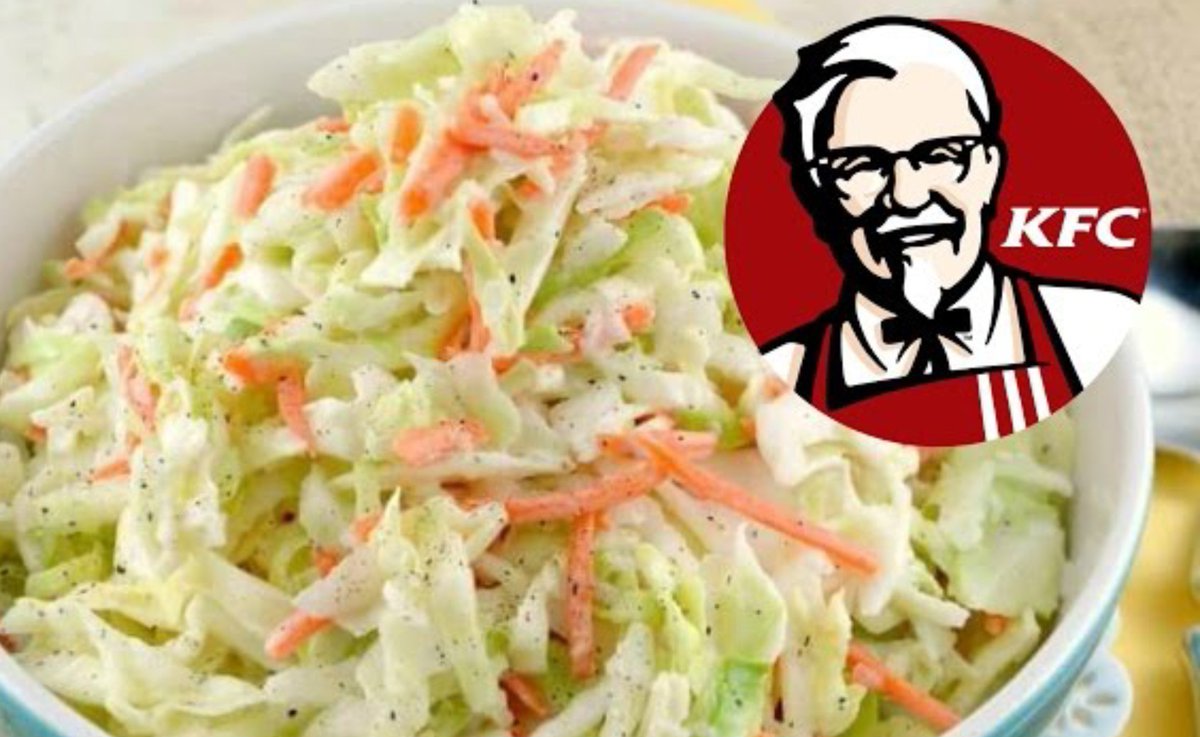 CarLon_2020's tweet photo. #LaCocinaDeCarmelita Me pide una seguidora la receta de la famosa ENSALADA DE COL estilo KFC. En un bowl colocar 1/2 col rallada, 2 zanahorias peladas y ralladas, 1/2 cebolla morada finamente picada, pizca de sal, 1/2 taza de crema, 1/2 tz de mayonesa, 3 ch de vinagre blanco... https://t.co/xQpTCrhxVa