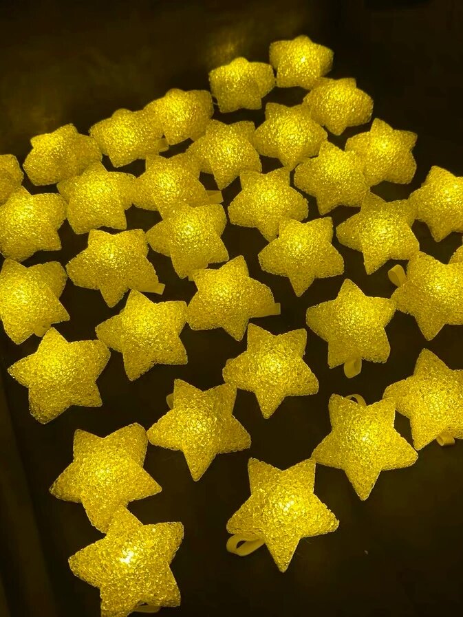 osmandegirmenc1's tweet photo. Just turned an old mason jar into a cute fairy night light with a string of warm LED lights and some hand-painted stars—super easy DIY that takes 10 mins! Perfect cozy decor for my desk ， https://t.co/teTGAO2CJz