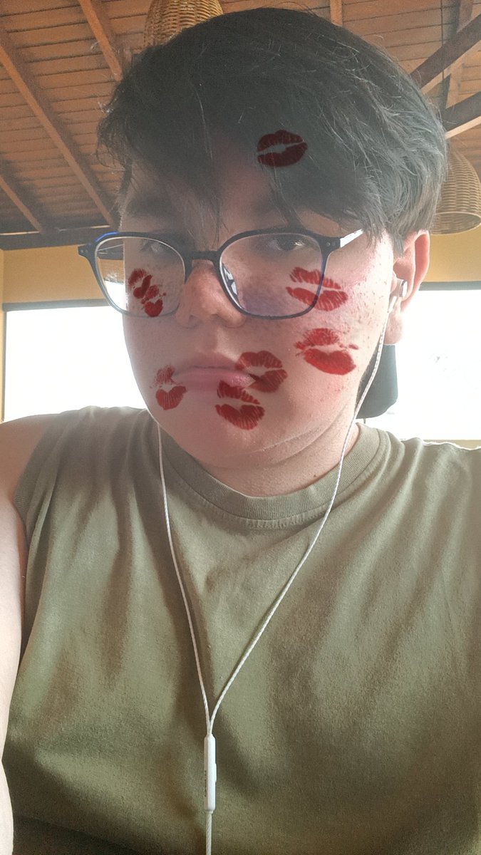 amityirl's tweet photo. meu cabelo cresceu mt rápido pqp https://t.co/WU6AU09Umg