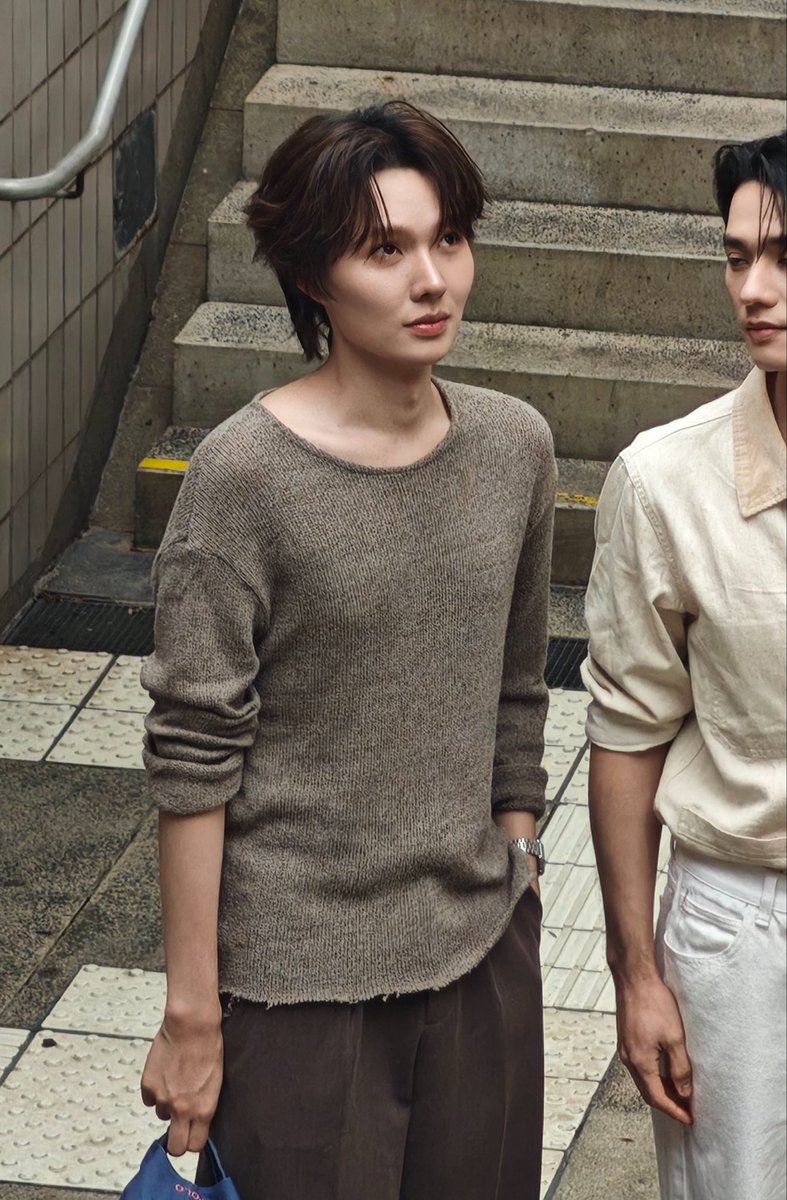 Vivianna130745's tweet photo. กุเพี้ยนกว่าเดิมเก่งใส่พอดีตัวมาก พอน้ำปิงใส่คือไหล่ตกหรือกุบ้าไส้ดิบเกิน 🫠🤏🏻 https://t.co/ibJTOnTbZ5