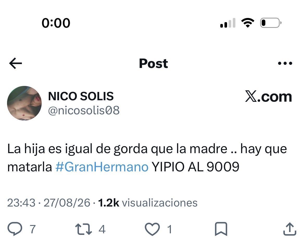 VignaxYipio's tweet photo. Éste es NICOLÁS SOLIS, fan de Sol y Pincoya que dijo de MATAR a la hija de Yipio, trol0 cara INCA con moquillo, después culpa de éstos queda mal nuestro colectivo LGBT, ASCO DAN POR ESO:
 PINCOYA AL 9009
#GranHermano https://t.co/8OyOtNUBB7