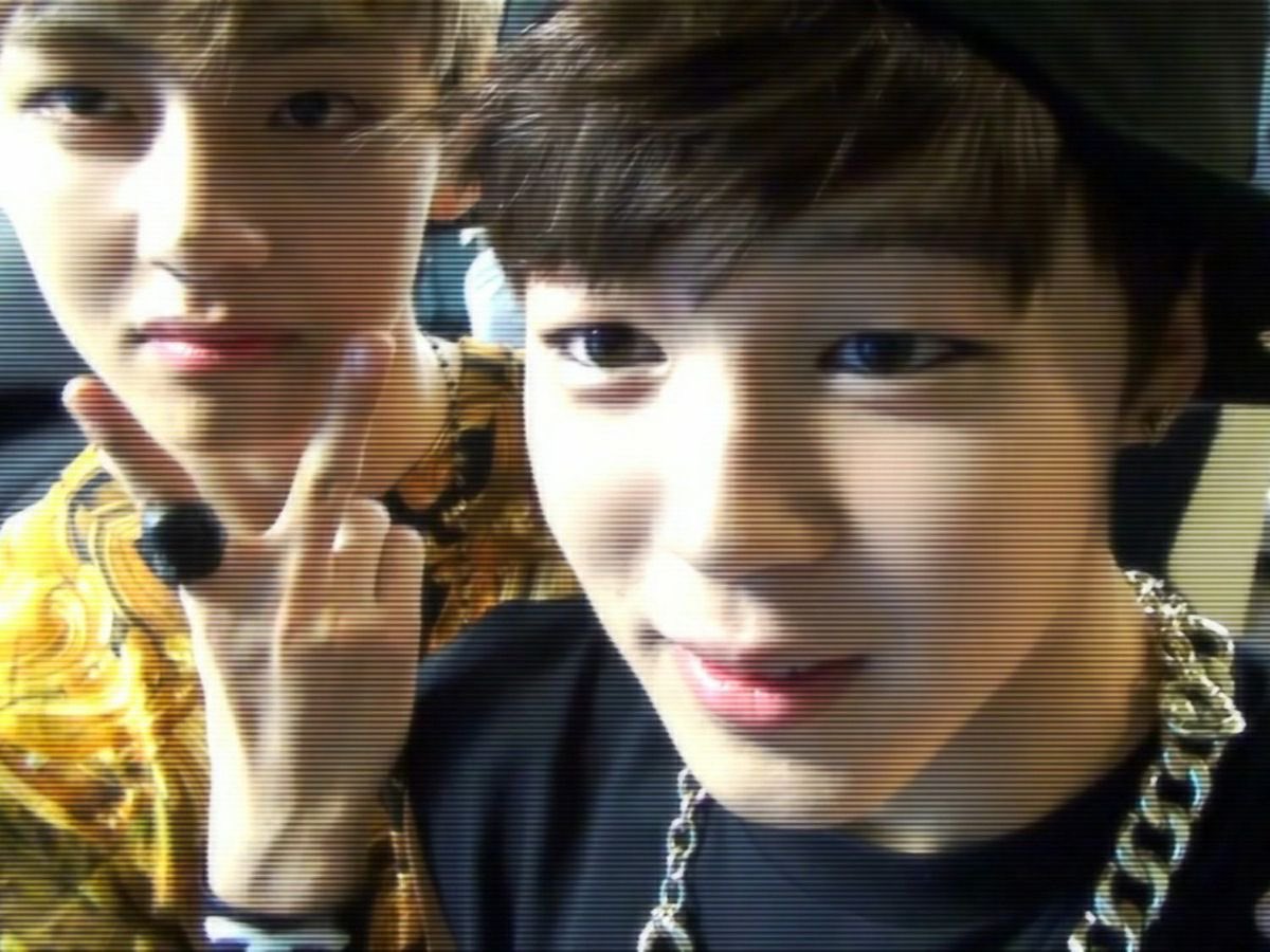 V9noor's tweet photo. baby vmin :(( https://t.co/WVJ9UImXgn