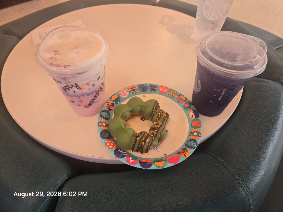 AshleyLiz84's tweet photo. #EveryRideWDW @RideEvery After flunking out of this challenge in an epic way, we stopped for Starbucks to drown our sorrows. There's always another trip. https://t.co/2lUpCnvCnn