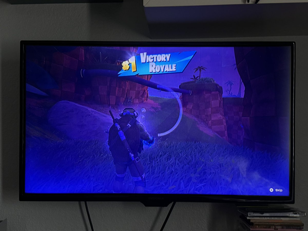 rep3tition's tweet photo. nobody say shit to me #ImUnstoppable #UncWithTheVictoryRoyale https://t.co/BsP4hse1lV
