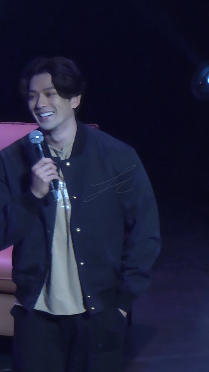 joeyalrey18's tweet photo. Finally saw Zoro in flesh! ๐
#P1eceOfYu #Mackenyu @cnca_media https://t.co/Qa0YbBihqb