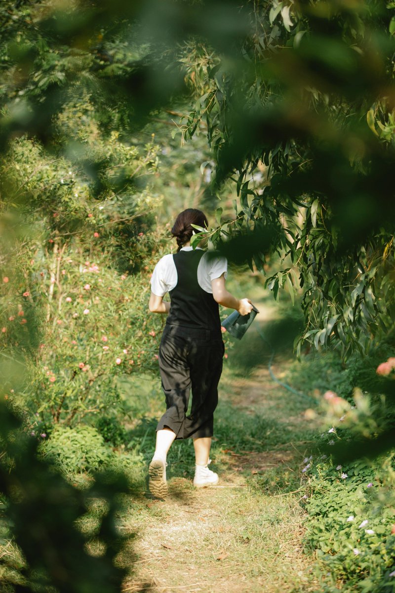steylwq4's tweet photo. 犬が森駆ける🌲🐶 https://t.co/VZeQSGzwzz