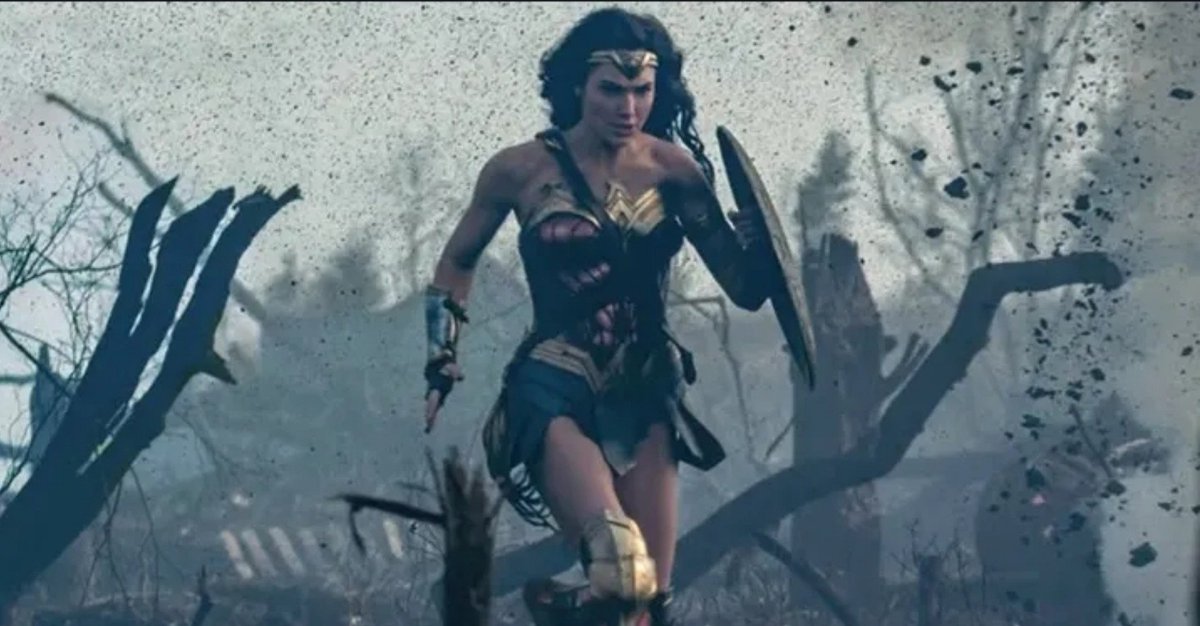 Gift_ED117's tweet photo. Diana didn’t step into No Man’s Land because she knew she couldn’t lose.

She stepped in because she couldn’t stand by and watch people suffer.

Before this, she was Diana—the Amazon princess who believed she could help end the war.

But in this moment, she realizes that being a hero isn’t about waiting for the perfect opportunity or having everyone agree with you.

It’s about choosing to help when nobody else will.

That’s what made her Wonder Woman. ⚔️⚡️