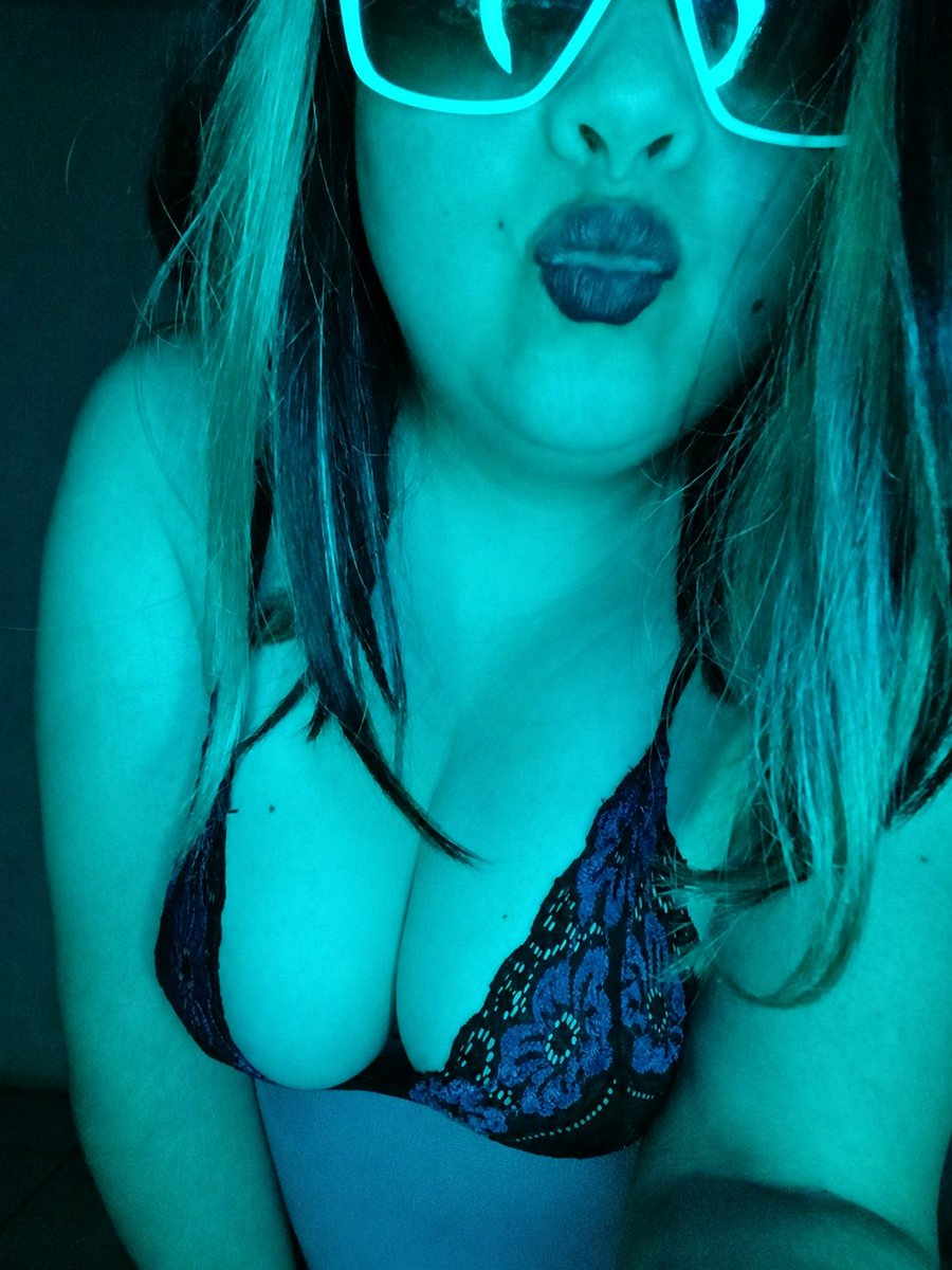 madisono40a2's tweet photo. @joshua87089459 Hi😈 https://t.co/VY5tjQE35F