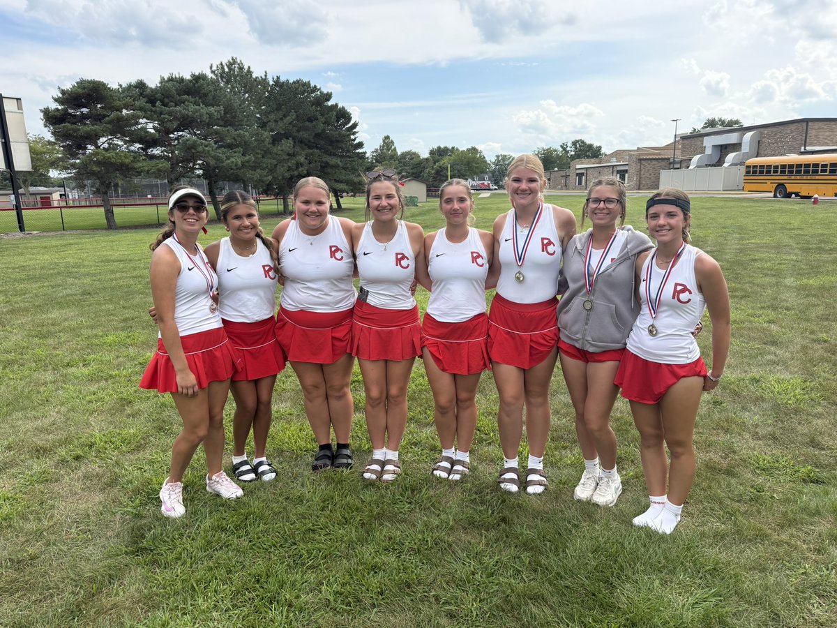 PCRedskinTennis's tweet photo. Great day at the Coffin-Greer PC Doubles tourney! We tied for 3rd place as a team in a loaded field. 

🥈Shantha &amp; Jae at 1st doubles 
🥈Calli &amp; Rylie at 4th doubles 

We head to Bellevue on Monday for a big NOC Bay match. Go Skins! @pcskins @RegisterSports https://t.co/y0WWeVWBxM