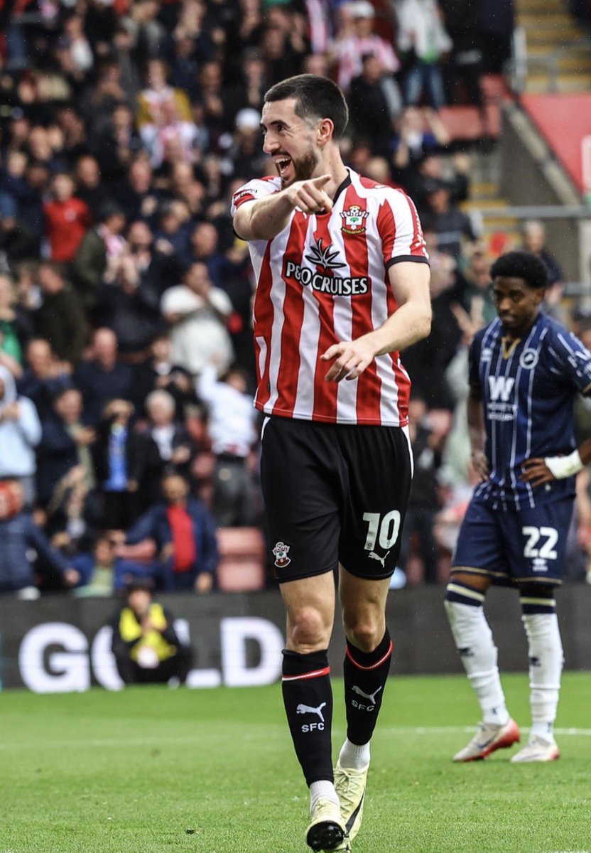 RCooleySportsJ's tweet photo. Finn Azaz today 🪄🔴⚪️

⚽️ Goals: 1
🎯 Assists: 1
🥅 Penalties won: 1
✨ Big chances created: 3
📈 Accurate passes: 38 (93%)

What a performance from the Irishman. 🇮🇪👏

📸@SouthamptonFC 

#SFC #saintsfc https://t.co/EDJolUlqO0