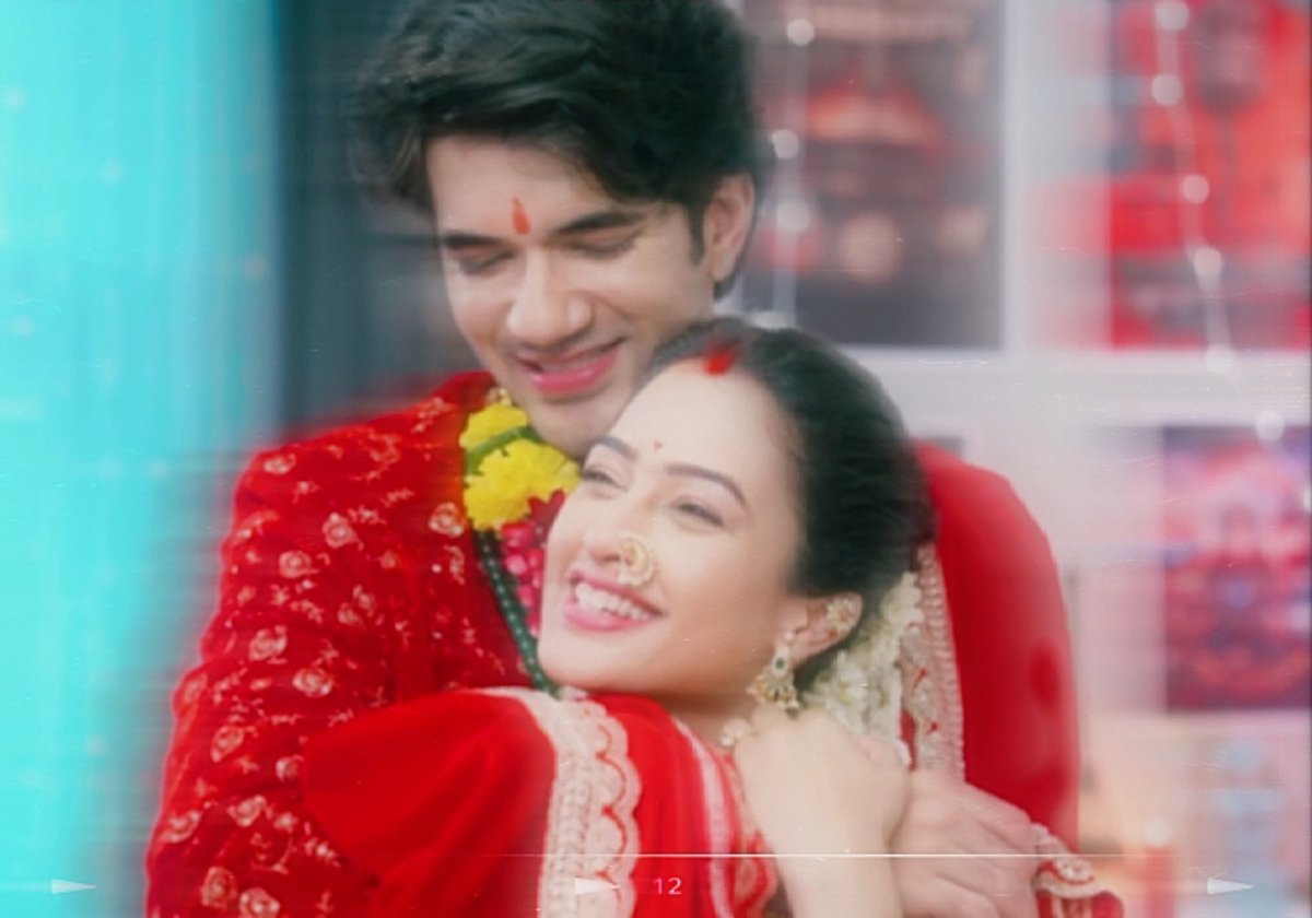 Anu02z's tweet photo. Final EP 🫂❤️‍🩹🥹 ~ thank you. Serial deserves more time &amp; EPs, hopefully soon you guys will come back again 🪐🥺🤞🏻
#TanYug  #TeesKePaarJabMilaPyaar https://t.co/8L4beNuLwG