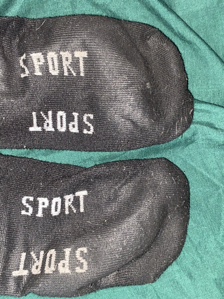 sniffifyoudare8's tweet photo. $30. If her socks aren’t sold she probably won’t sell again so please show her some support it’s her first time. #momsocks #blacksocks #sweatysocks #socks #smellysocks #socklover #sockfetish #socksniffer https://t.co/0r09oJ8jMt