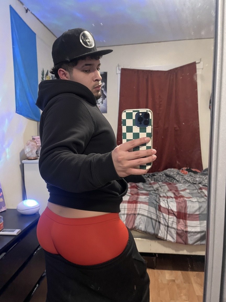 thiq_j's tweet photo. Yall think red underwear looks good on me? 
😏😏 #gay #mlm #latino https://t.co/vIZ6xZ4Wrw