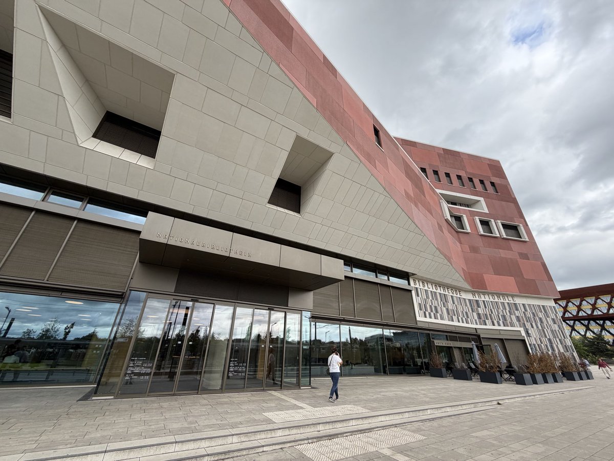 zubonkitsui's tweet photo. 久しぶりのルクセンブルク国立図書館
Bibliothèque nationale du Luxembourg https://t.co/gkN4oTDvNx