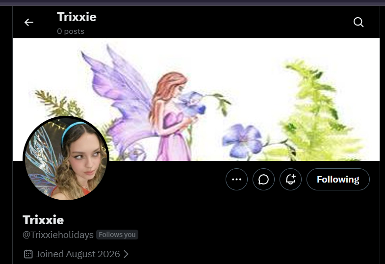 BiterBlackBerry's tweet photo. who is this bitch and why is her profile so damn ugly https://t.co/rkaKx4CdMJ
