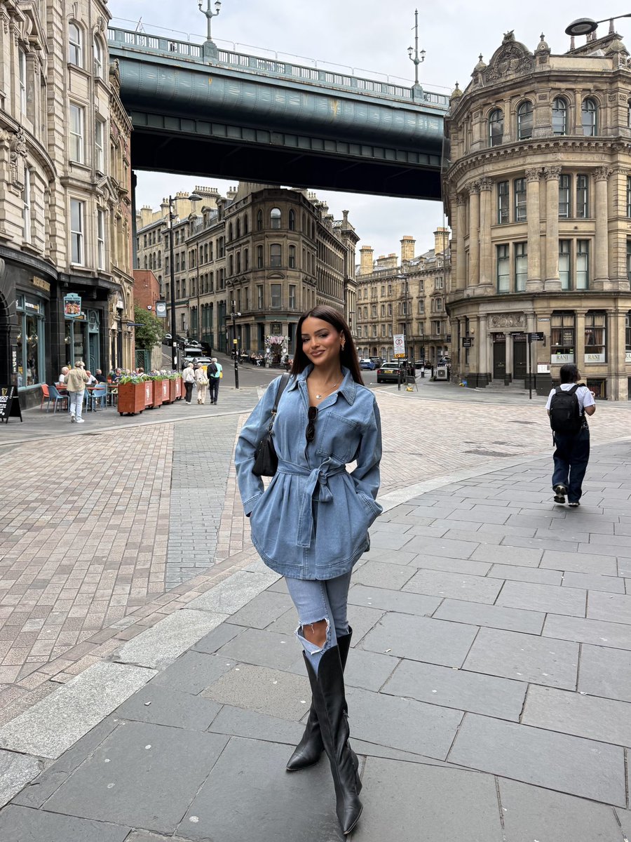 LisaaRamos's tweet photo. saturday in newcastle ♥️ https://t.co/UbOEWuIJLY