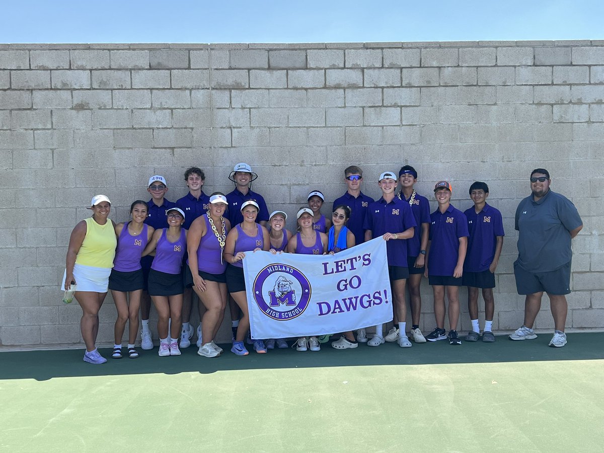 MidlandHigh10S's tweet photo. Thatβs a sweep for the boys! The dawgs defeat Seminole 14-5! The boys didnβt lose a single match! Shout out to the mvps of the match, Addie Nodolf and Alex Franco! #oyb #pupsup @AthleticsMISD https://t.co/JD743AWq9w
