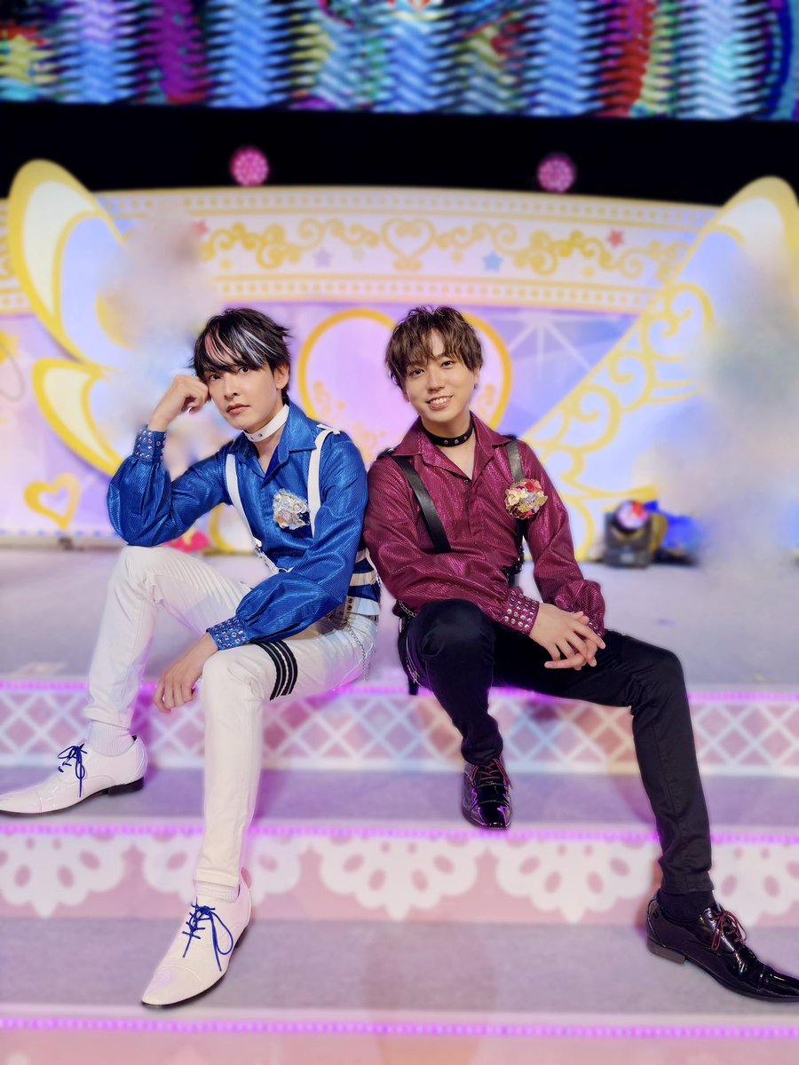 atsushi_tamaru's tweet photo. ワッチャ！5th マジック！

一晩経ちまして、昨日はご来場ご視聴本当にありがとうございました。
今回はTrutHの楽曲だけではなく、他の楽曲にも複数参加させていただきました。夢見ていたことも沢山叶って。最高のチーム。幸せな1日でした。

残りの写真はまた後で

#ワッチャプリマジ
#プリマジ単独 https://t.co/fmHsUWMNnz