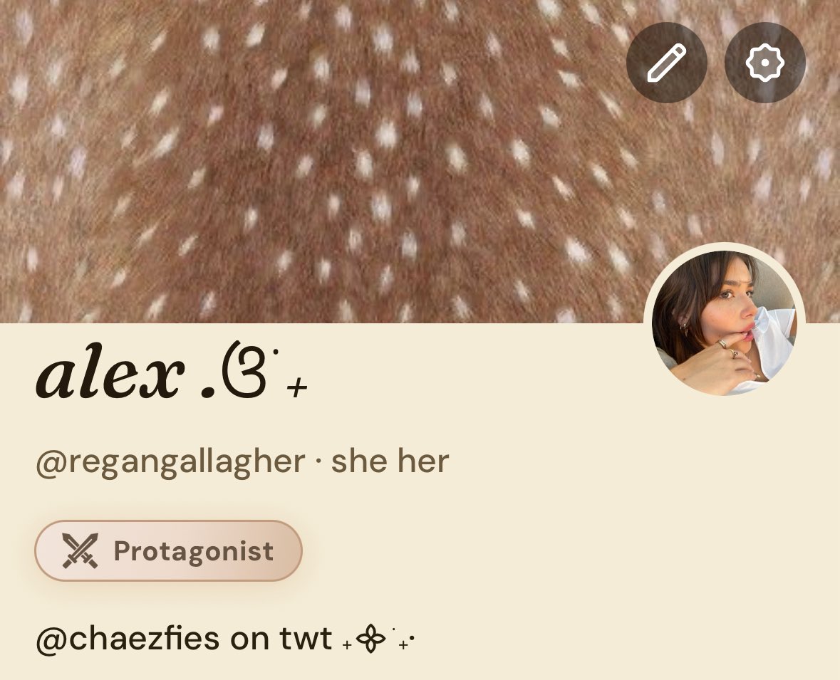 chaezfies's tweet photo. lookin for annotate oomfs ⋆˚꩜｡

— alex (22) she/her seasian
— wlw romance mystery thriller
— lmk ur usernames, ifb everyone <3
#booktwt @tryannotate https://t.co/rR11f9qWb7