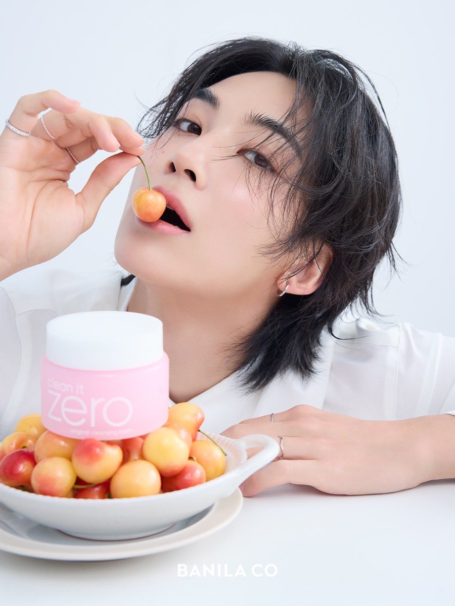 hanniethinker04's tweet photo. 260830 banilaco_official update with jeonghan 
#JEONGHAN #정한 https://t.co/hHCr2TQNEK