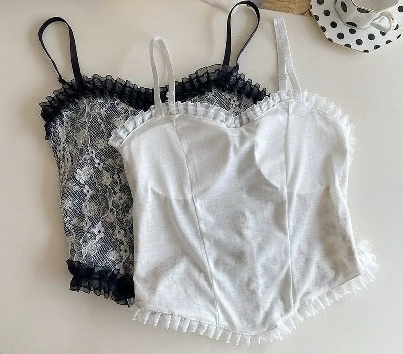 nailyeam2's tweet photo. Nggak khawatir tetong jeplak soalnya tanktopnya udah ada cup nya😘 https://t.co/1OKRIPGsqv