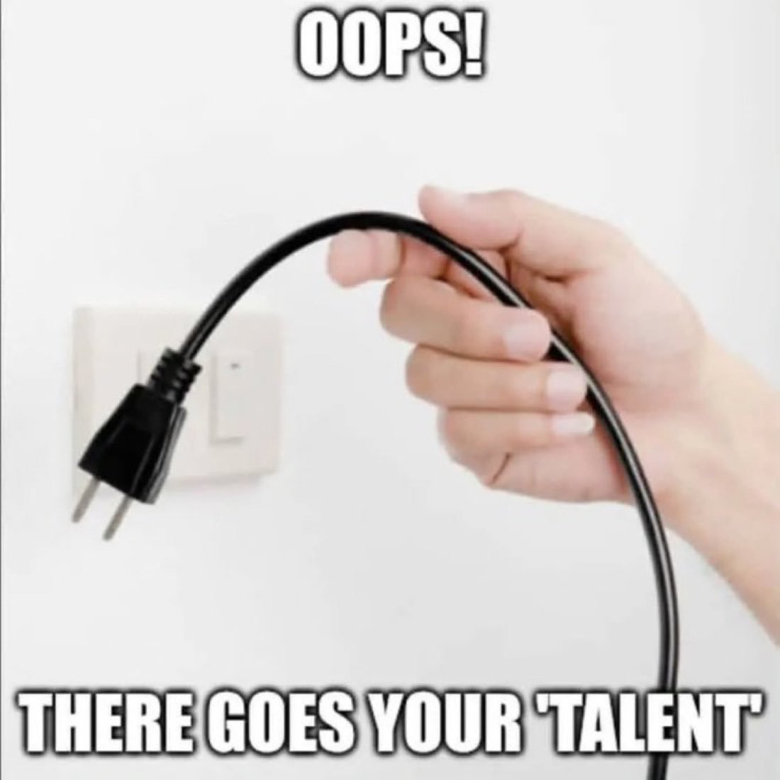 TouchOfOblivion's tweet photo. Fuck Gen AI. Talent doesnt go away if theres no electricity. https://t.co/whVfPWFh94