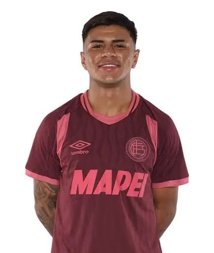 sachatavolieri's tweet photo. 🟡🔵 Union St.Gilloise have completed a €6.5M deal with Club Atlético Lanús for Dylan Aquino tonight! 🇦🇷

🤝 The Argentine is expected in Brussels in the coming days to complete his four-year contract with USG.

🔄 A surprise, unexpected deal, considered a market opportunity. #JPL
