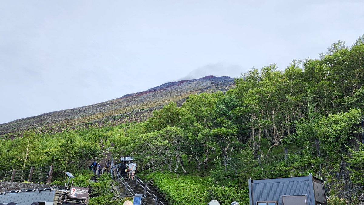 ZANDAMU1's tweet photo. さぁ、富士山の山頂目指して頑張りますか💪 https://t.co/5sGT9pRfnd