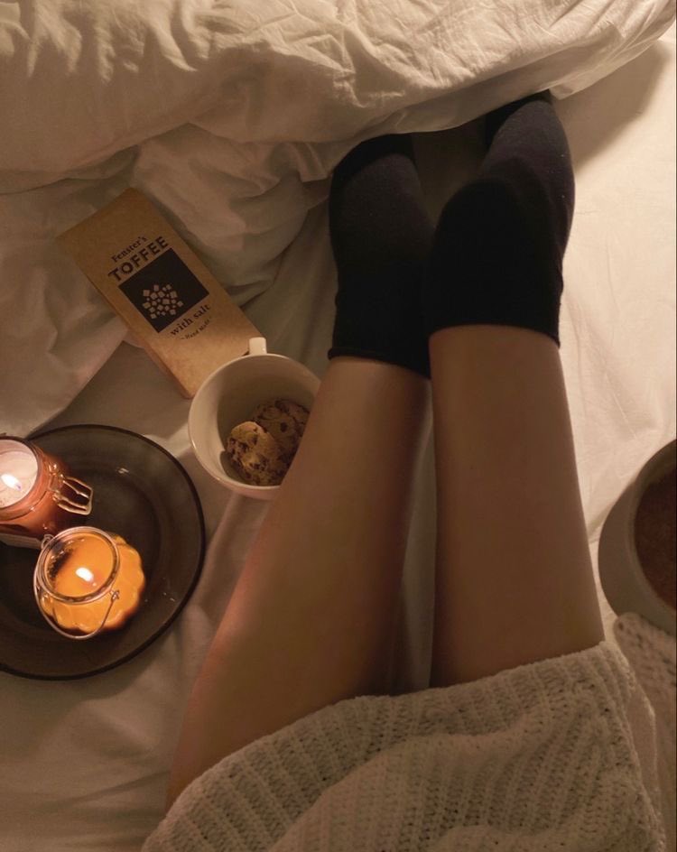 vcnnelle's tweet photo. ˙✧˖🐿️Autumn day

scenarios poll to keep
                                               
                                          you busy! ༄˖°.🍂

♡/⟳ appreciated             #edrtwt https://t.co/FpzlNfWnle