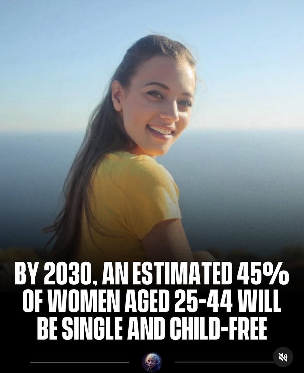 VladTheInflator's tweet photo. Social media did this.  Inflating average female's egos beyond reality. https://t.co/uFhcGy5UkQ