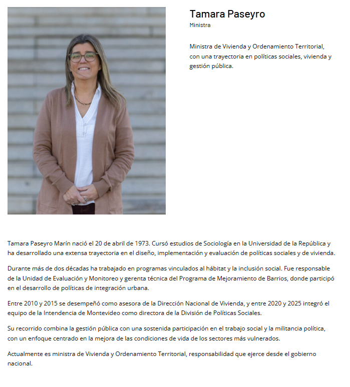 Gonzalo_Daniel3's tweet photo. Tamara Paseyro, Ministra de Vivienda y Ordenamiento Territorial. 

Es arquitecta? NO
Es por lo menos ayudante de arquitecto? NO
Tiene algun tipo de estudios universitarios relacionados con vivienda? NO
Tiene algun tipo de estudios universitarios relacionados con ordenamiento territorial? NO
Tiene algún título universitarios? NO

Según la información pública hizo algún tipo de estudios en Sociología, podría haber sido un mes o un año, no se recibió.

La típica "estudiante" del frente amplio, no estudia nada, no se recibe y no está preparada para el cargo de MInistra
