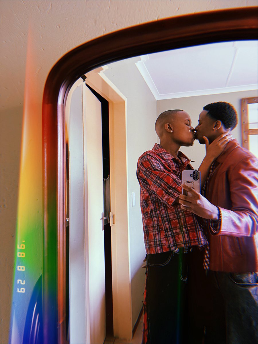 LethaboMaluke24's tweet photo. Sundays are for lovers, and I’m still choosing you. ❤️ https://t.co/HFMMWZw1PN