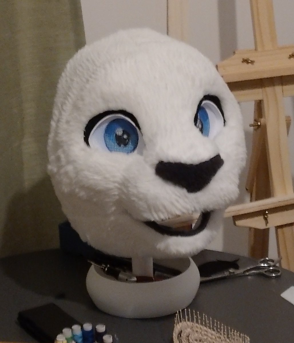 GoodMoodMaster's tweet photo. Fursuit progres, today I learn that acrylic markers it's a thing and work perfectly well with plastic so I fix my eyes and add nose, happy with result. #fursuit #furry #panda #GMM https://t.co/CB2Q7tT7si