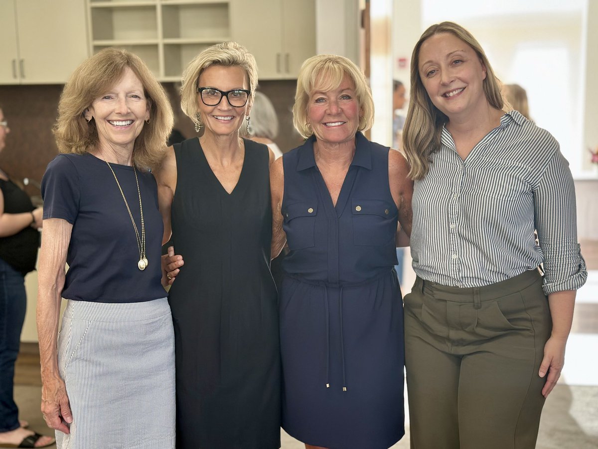 SenLisaBoscola's tweet photo. On Wednesday, Bloom welcomed the community to their beautiful new space as they continue to build on their work supporting survivors across the region.

🔗 https://t.co/AyKxeZhAHf https://t.co/3rhVe9vAnN