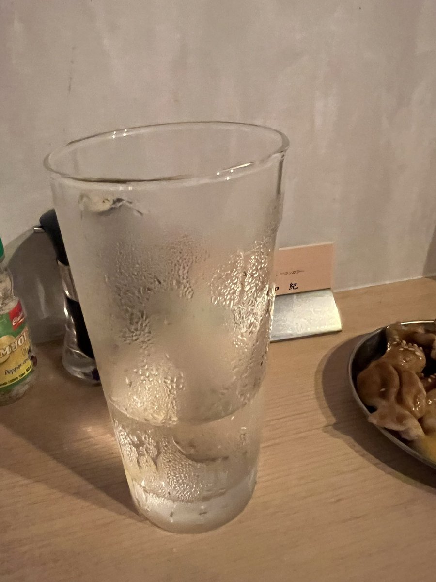 meshisakerahmen's tweet photo. シロタレ、唐揚げむねで🍻
 #COCCALA #ぶた鉄 #亀戸 https://t.co/arZzO9j3Jl