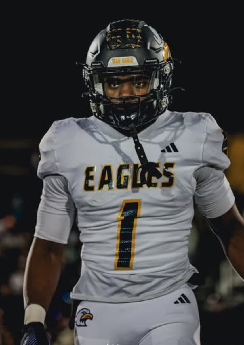 LNEagleFootball's tweet photo. We are heartbroken by the news about one of the best to EVER wear an Eagles uniform.  Micah Jo was one of one, THE CAPTAIN of our team, a great running back and teammate...

But above all he was one of the greatest people you would ever meet! Micah Jo thank you for showing us all what it looks like to a CHAMPION in LIFE!

We LOVE YOU and will miss you dearly.  Yet, your LEGACY and the impact on those who met you will live in us each day!  

Love you MJ! 

War 🦅 Forever!