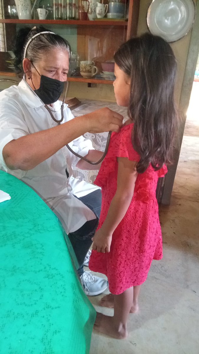 yojandrino's tweet photo. Jornada Laboral casa a casa en el terreno y la comunidad perteneciente al CMP Chocolate del CDI La Fortaleza en el municipio Maracaibo, Estado Zulia
@cubacooperaveZ1 @cubacooperaven #CubaPorLaVida https://t.co/zvo5yC4qZS