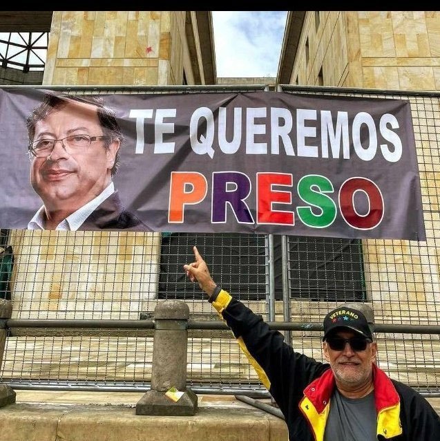 PuertaRestrepo4's tweet photo. #CárcelParaGustavoPetro https://t.co/HqU5p1mZhj
