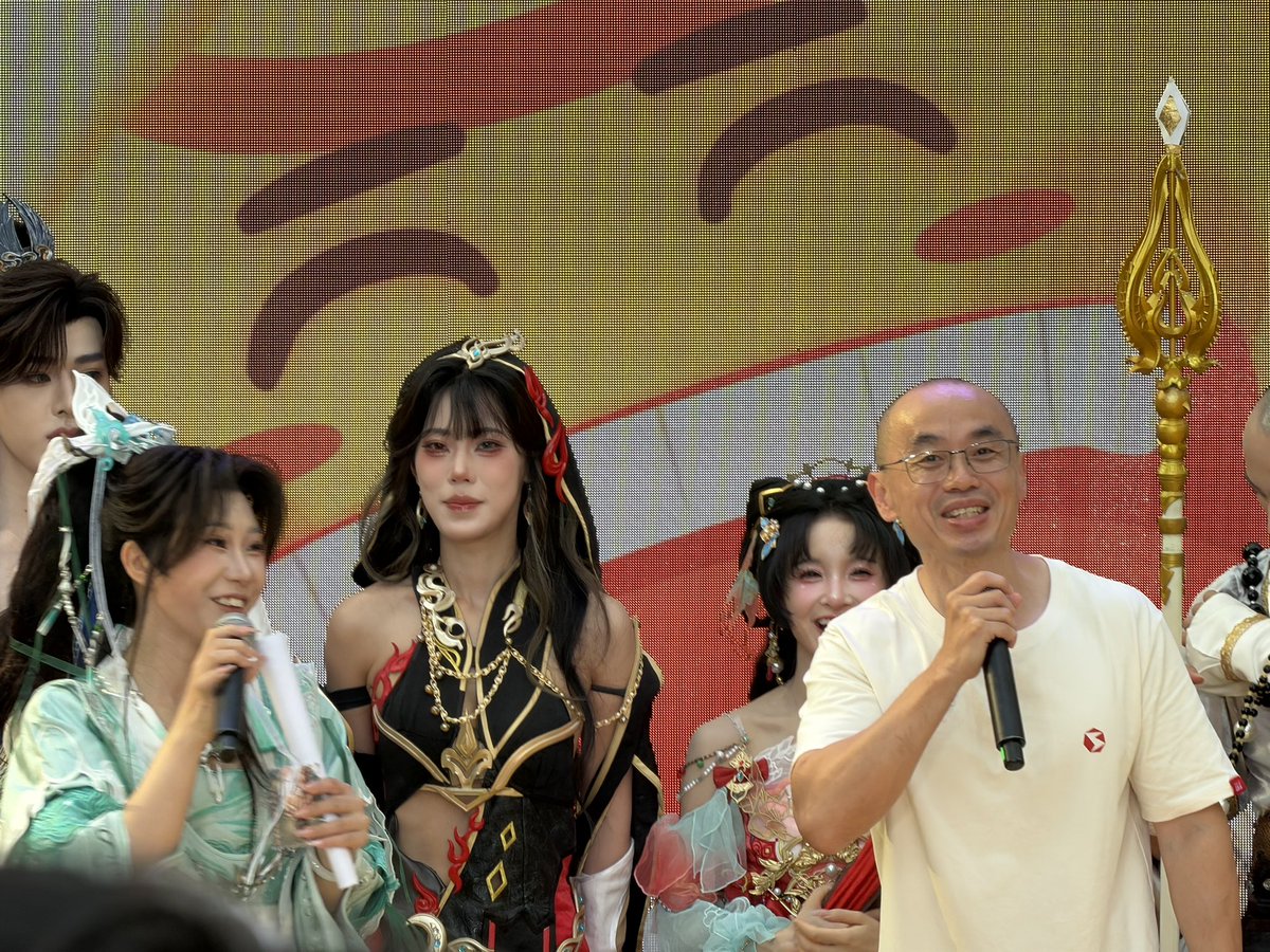 Zquelior's tweet photo. 你老公 https://t.co/c7EKbXX6fy