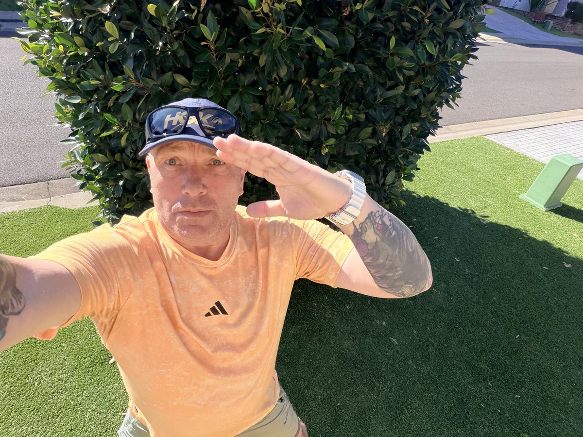 therealdave74's tweet photo. Starting the day with 5k π«‘π«‘π«‘ Happy Sunday people!!! #kindness #fitness #moveyourbody #MentalWellness #fitness #motivation #discipline https://t.co/gDmJ8rzBpL