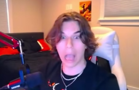 pugzhasspawned_'s tweet photo. look of doom and despair https://t.co/ucT6qREmML
