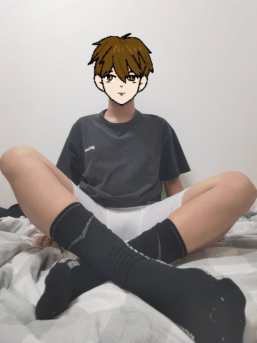HHHSPHHH's tweet photo. Have someone here?
#男高 #正太 #黑袜 https://t.co/qJiWGqHxYR